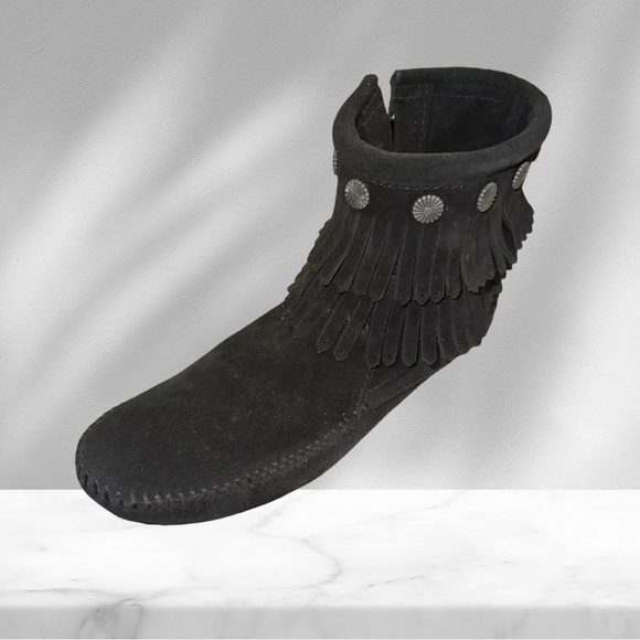 Black Suede Minnie Tonka Ankle Moccasins 7 1/2 - Picture 2 of 8